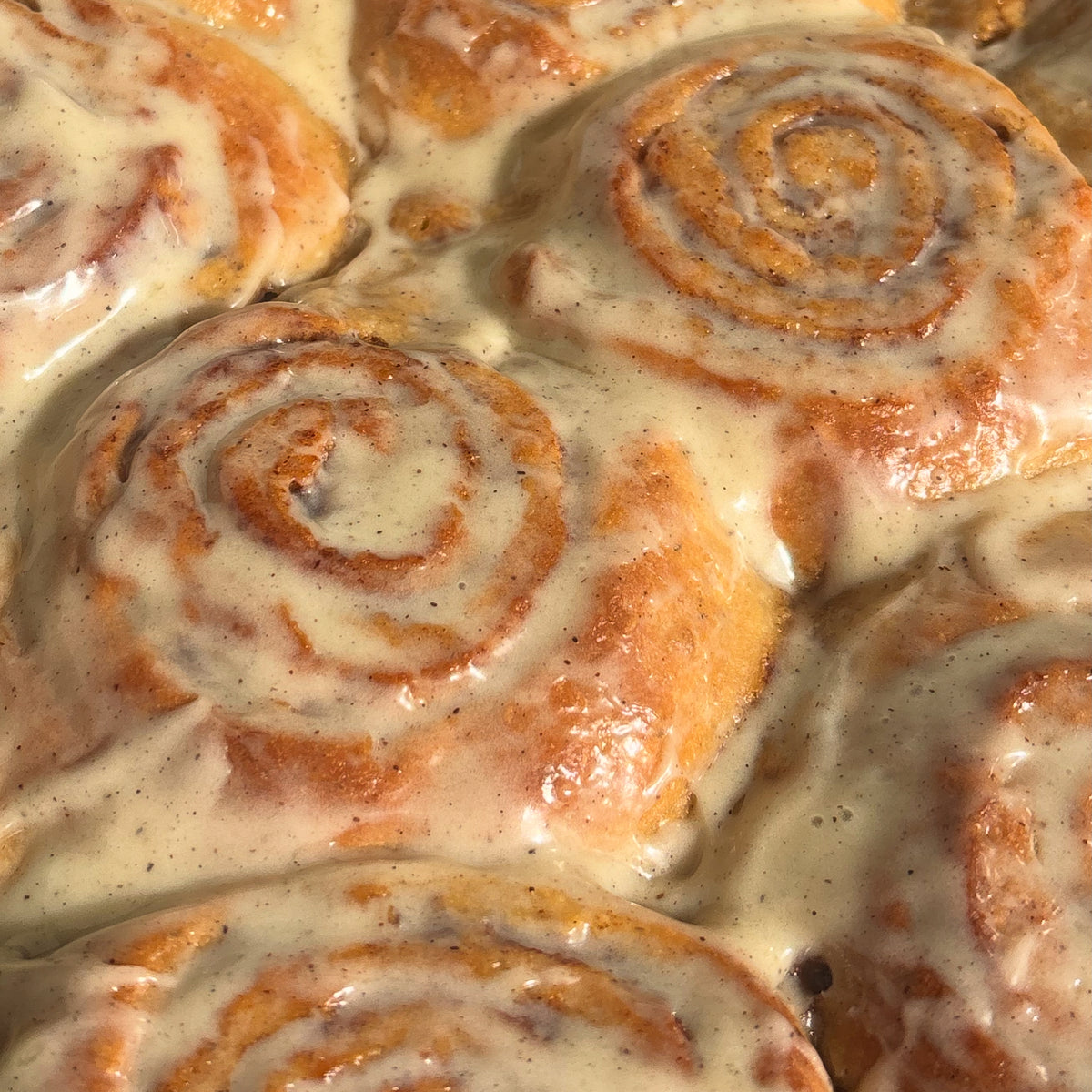 Cinnamon Rolls Box
