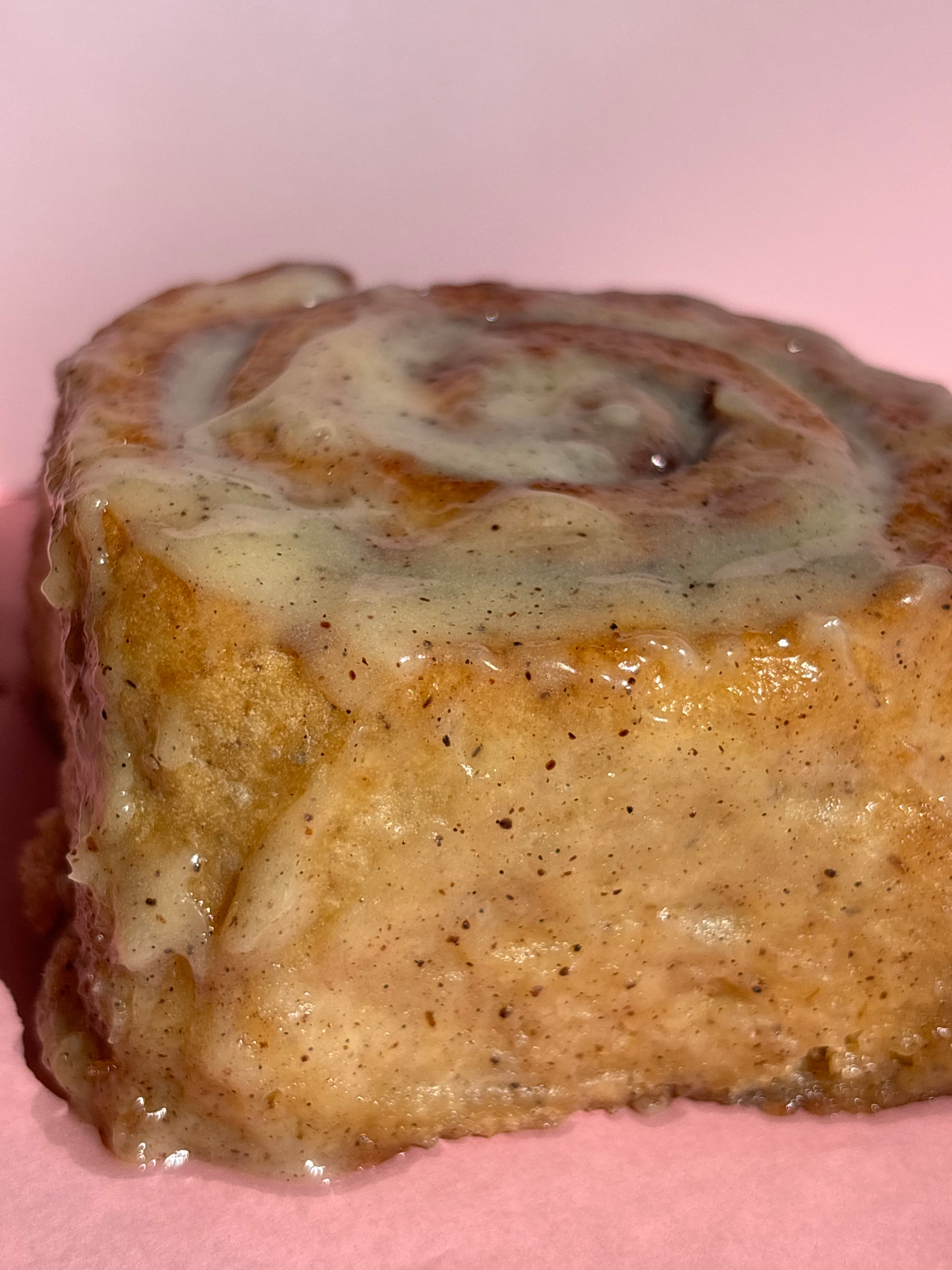 Cinnamon Rolls Box