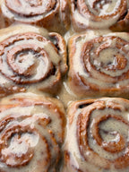 Cinnamon Rolls Box