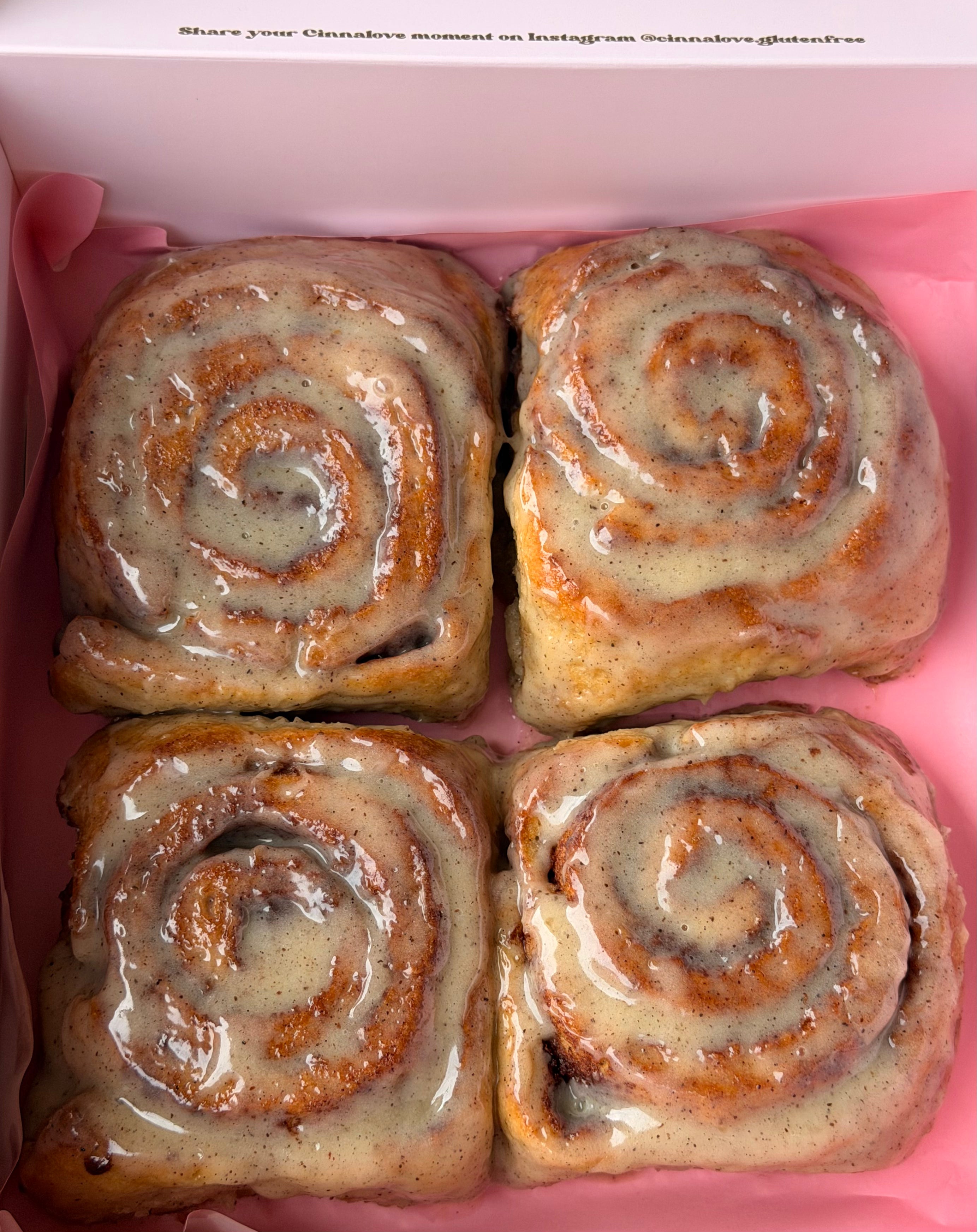 Cinnamon Rolls Box